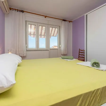 Apartment In 45081 Crikvenica