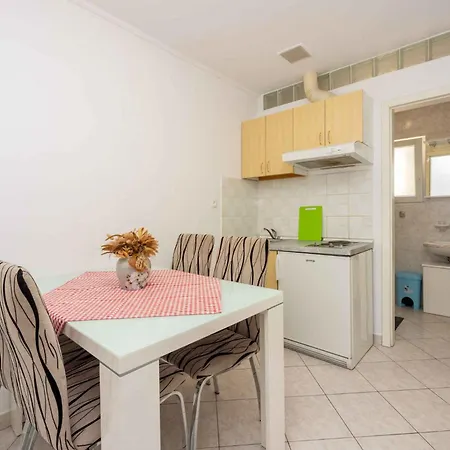 In 45081 Crikvenica