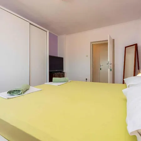 In 45081 Apartment Crikvenica